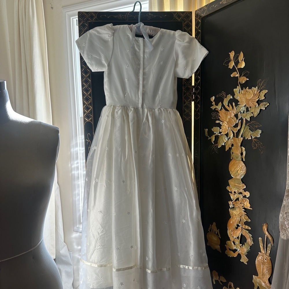 Girls Formal Silk White Dress with Floral Embroidery - Picture 10 of 14